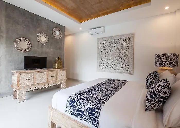 Ambermoon Villa
