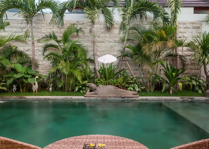 Ambermoon Villa