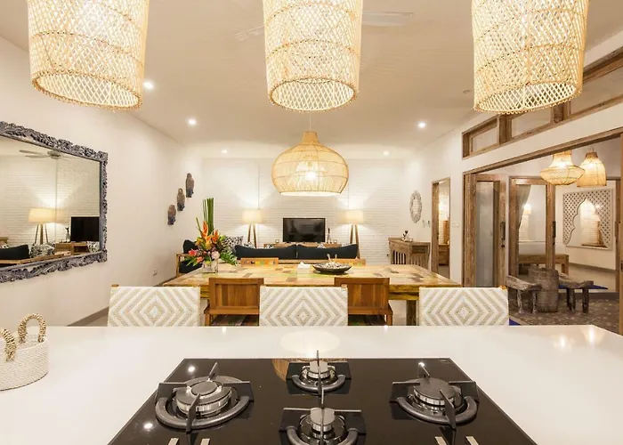Ambermoon Villa *